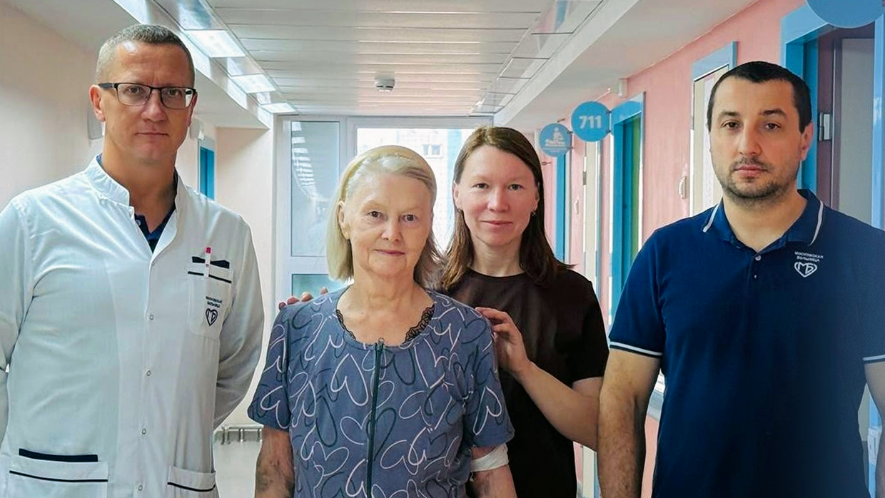 В ГКБ Юдина выполнили эндопротезирование тазобедренного сустава женщине с кардиостимулятором В ГКБ Юдина выполнили эндопротезирование тазобедренного сустава женщине с кардиостимулятором