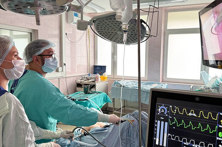 В больнице Ерамишанцева удалили 20-сантиметровую кисту яичника