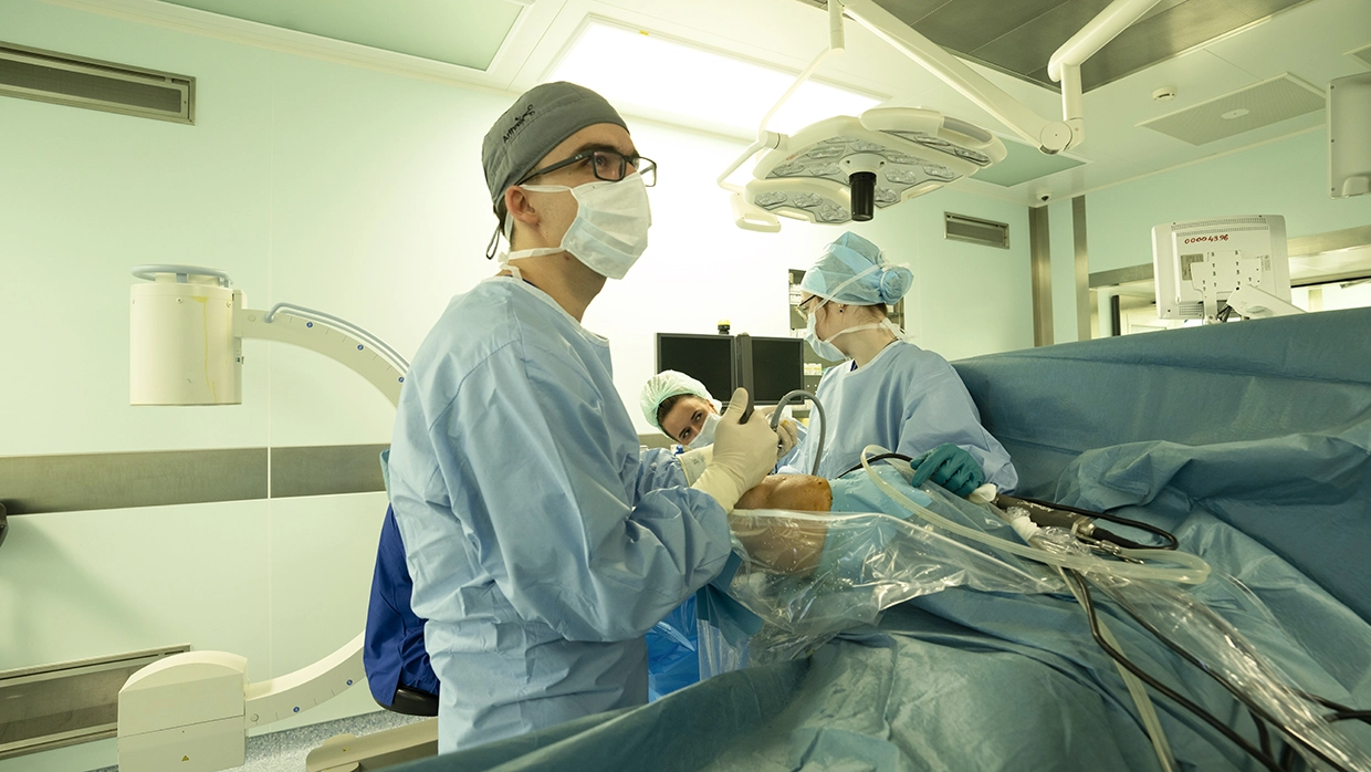 Операция на поврежденном мениске в НИИ скорой помощи им. Н.В. Склифосовского