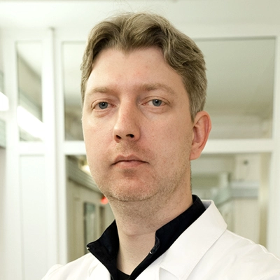 М.В. Струценко, врач-рентгенохирург, к.м.н., заведующий отделением ГКБ имени В.В. Вересаева М.В. Струценко, врач-рентгенохирург, к.м.н., заведующий отделением ГКБ имени В.В. Вересаева